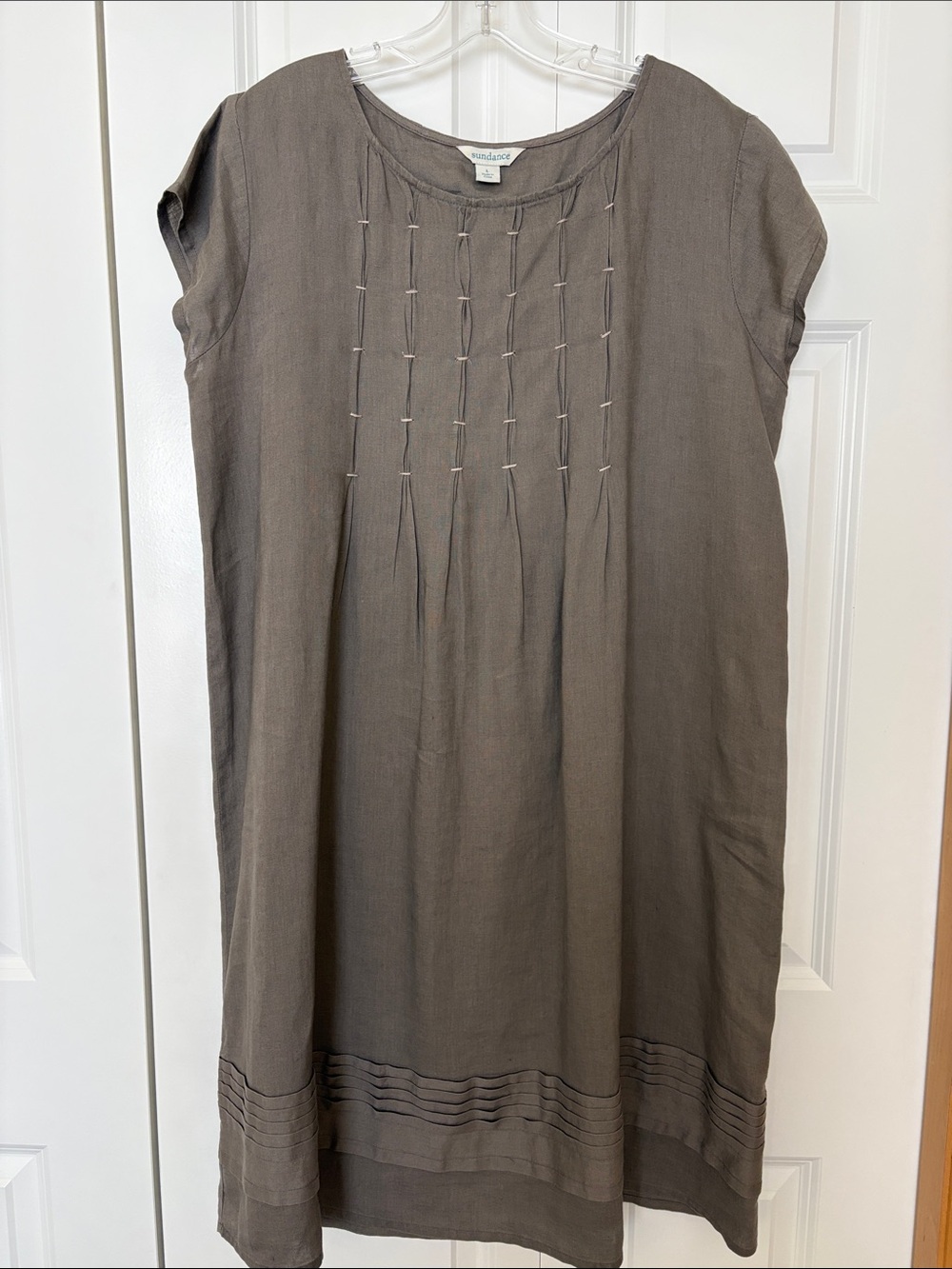 Sundance Taupe Linen-Textured Shift Top
